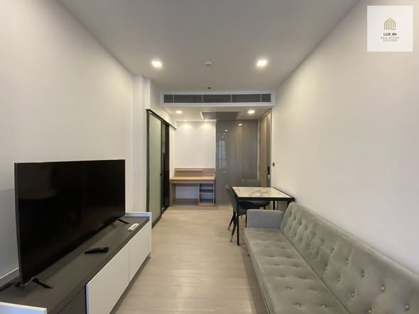living room and room interior of One9Five Asoke – Rama 9