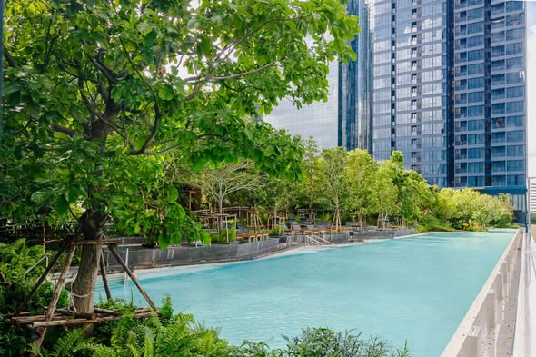 pool of One9Five Asoke – Rama 9