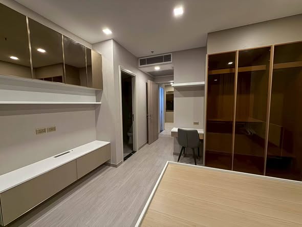 room interior of One9Five Asoke – Rama 9