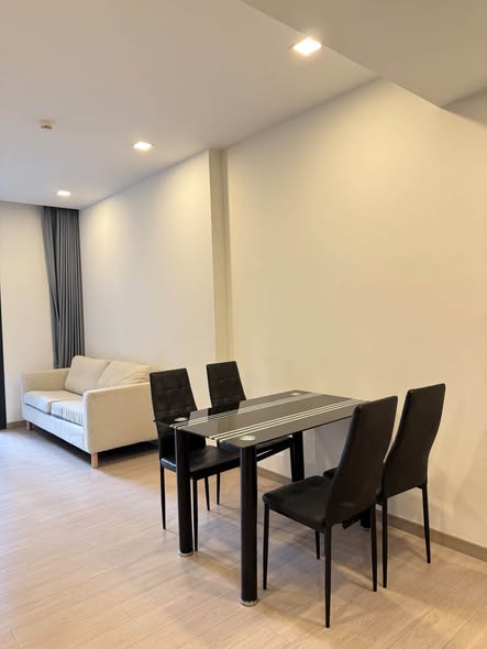 room interior of One9Five Asoke – Rama 9