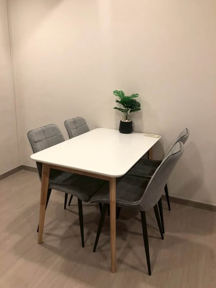 room interior of One9Five Asoke – Rama 9