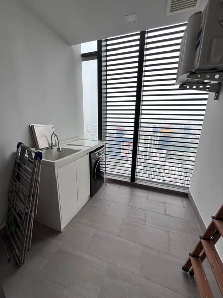 room interior of One9Five Asoke – Rama 9