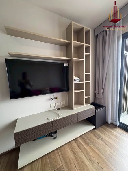 room interior of Onyx by Sansiri