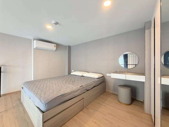 bedroom of Origin Plug & Play Nonthaburi Station