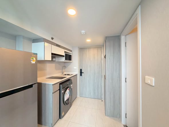 room interior of Origin Plug & Play Nonthaburi Station