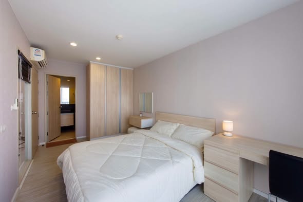 bedroom of Palm Springs Nimman Areca