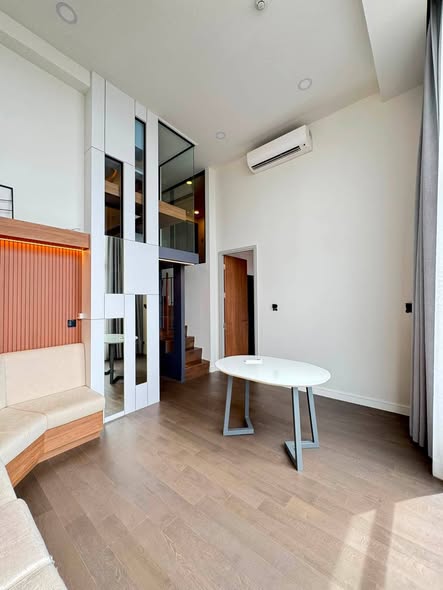 living room and room interior of Park Origin Chula-Sam Yan