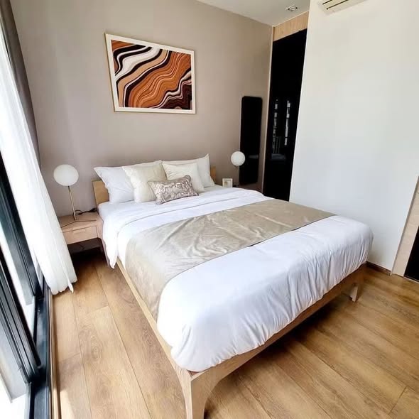 bedroom of Park Origin Phrom Phong