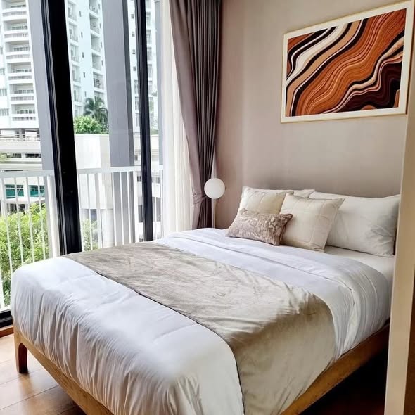 bedroom of Park Origin Phrom Phong