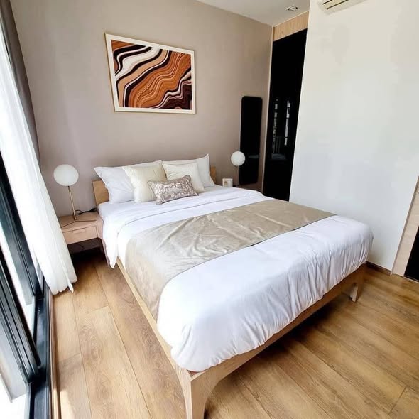 bedroom of Park Origin Phrom Phong