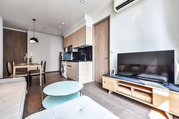 bedroom and living room of Park Origin Phrom Phong