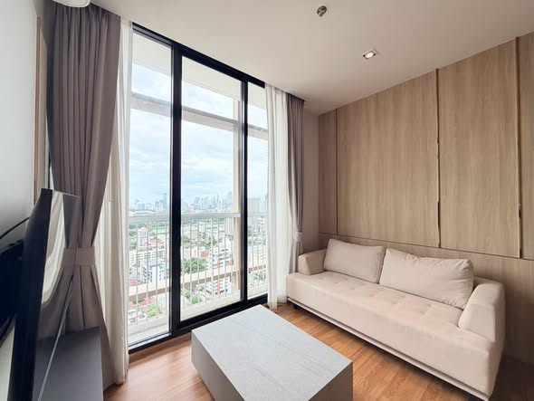 bedroom and room interior of Park Origin Phrom Phong