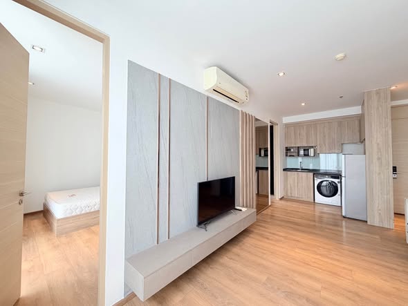 bedroom and room interior of Park Origin Phrom Phong