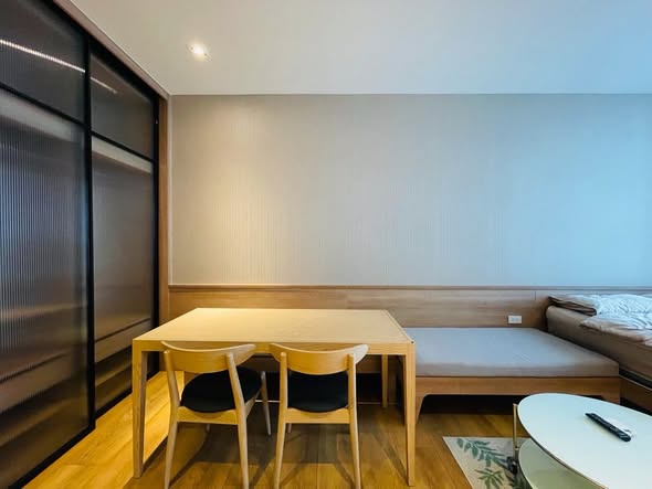 bedroom and room interior of Park Origin Phrom Phong