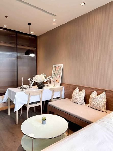 Park Origin Phrom Phong