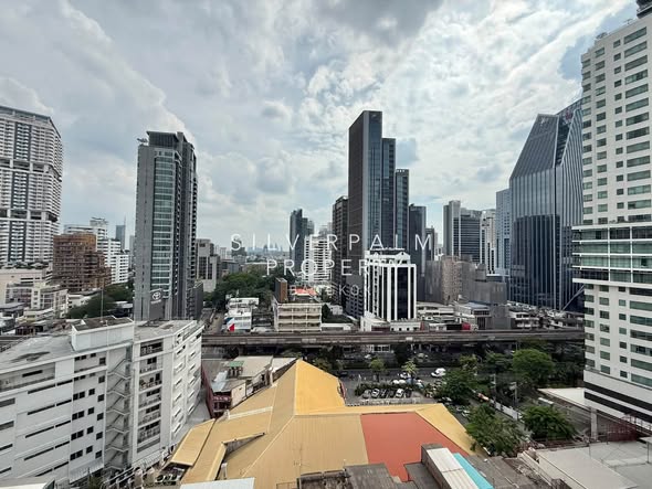Park Origin Phrom Phong