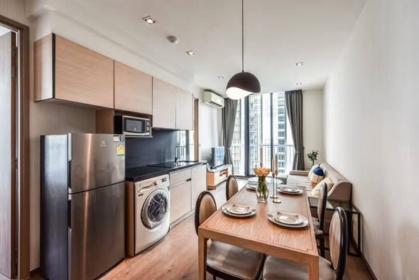 Park Origin Phrom Phong