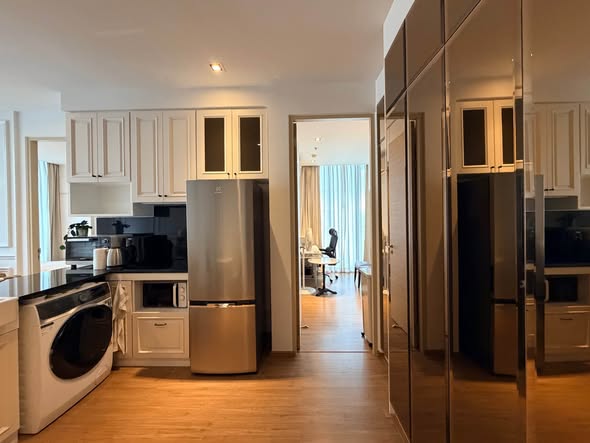 kitchen of Park Origin Phrom Phong