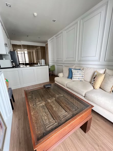 living room of Park Origin Phrom Phong