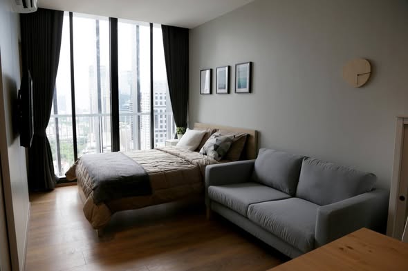 living room and bedroom of Park Origin Phrom Phong