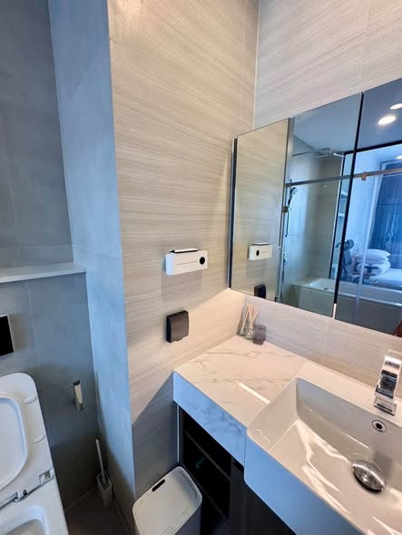 bathroom of Park​ Origin​ Thonglor