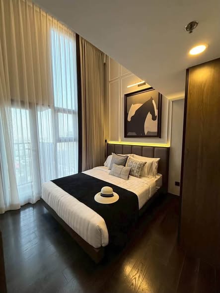 bedroom of Park​ Origin​ Thonglor