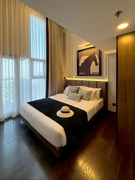 bedroom of Park​ Origin​ Thonglor