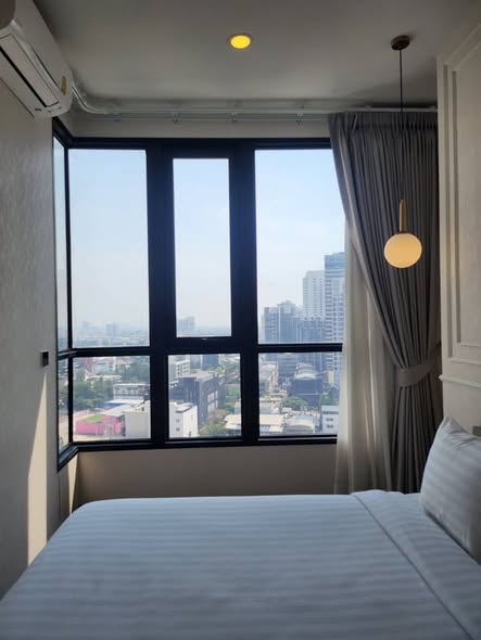 bedroom of Park​ Origin​ Thonglor