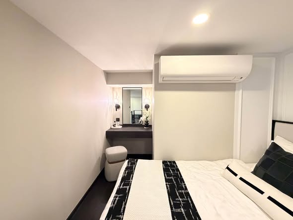 bedroom of Park​ Origin​ Thonglor