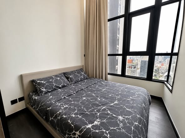 bedroom of Park​ Origin​ Thonglor