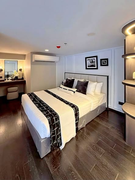 bedroom of Park​ Origin​ Thonglor