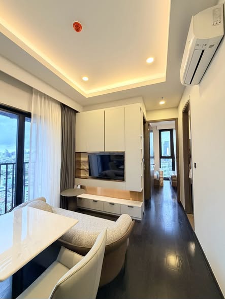 bedroom and living room of Park​ Origin​ Thonglor