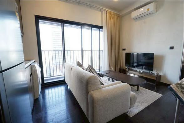 bedroom and living room of Park​ Origin​ Thonglor