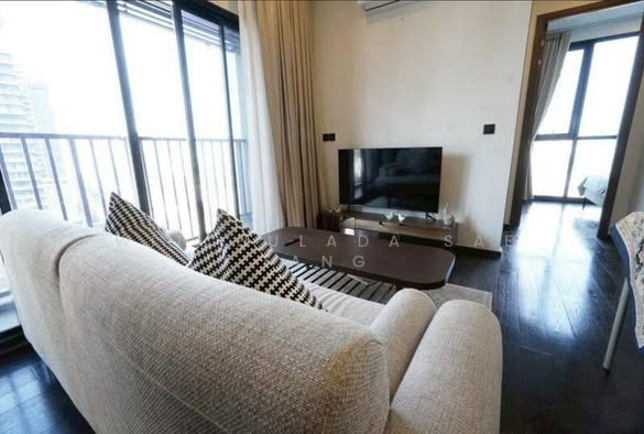 bedroom and living room of Park​ Origin​ Thonglor
