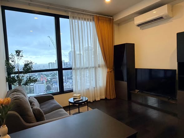 bedroom and living room of Park​ Origin​ Thonglor