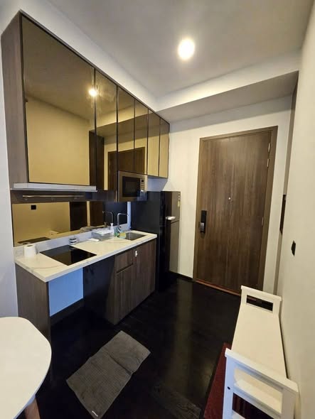 Park​ Origin​ Thonglor