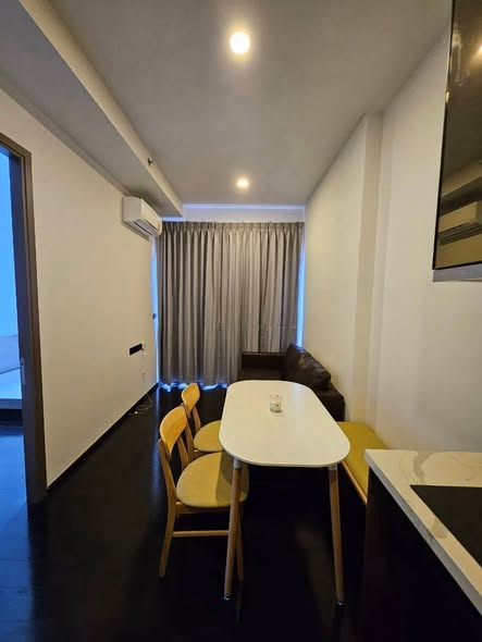 Park​ Origin​ Thonglor