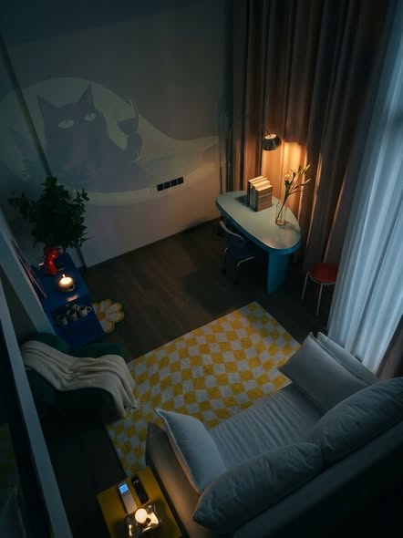 living room and bedroom of Park​ Origin​ Thonglor