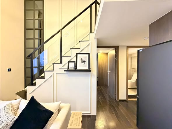 living room and room interior of Park​ Origin​ Thonglor