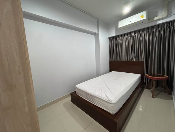 bedroom of Park Thonglor Tower