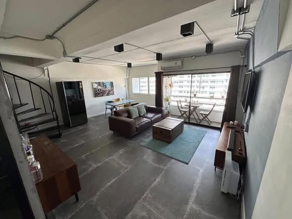 living room and room interior of Park Thonglor Tower
