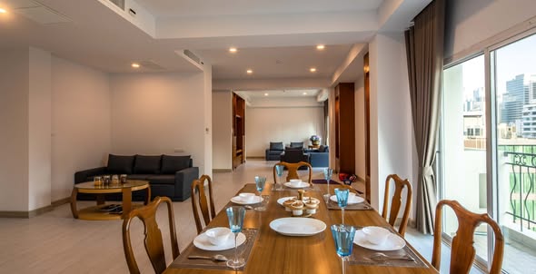 room interior of PARKROYAL Suites Bangkok