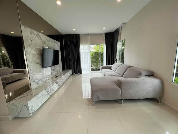 living room and bedroom of Passorn Prestige Jatuchot-Watcharaphon