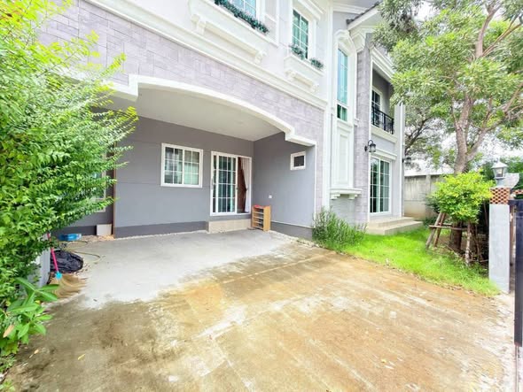 Passorn Prestige Pinklao-Phetkasem