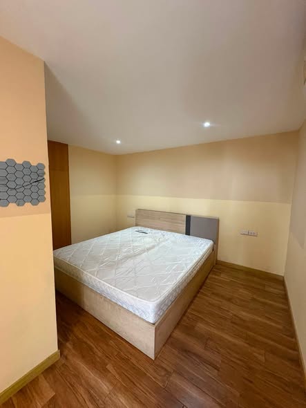 bedroom of Pentafield City Residence