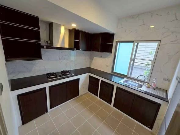 kitchen of Perfect Place Rama 9-Krungthep Kreetha