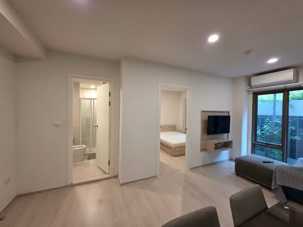 living room and bedroom and room interior of Phyll Phahol 34
