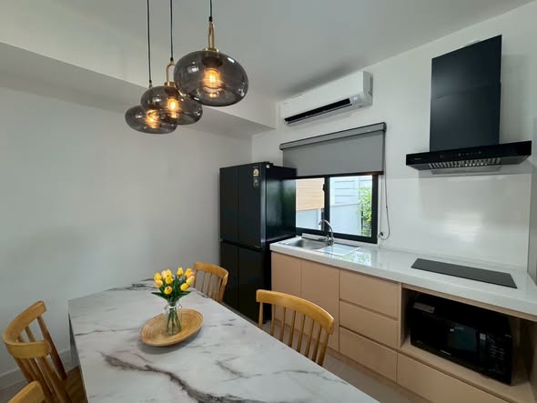 kitchen of Pleno Sukhumvit-Bangna 2