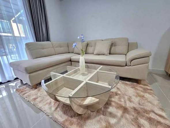 living room and room interior of Pleno Sukhumvit-Bangna 2