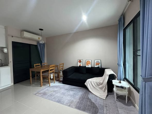 bedroom and living room of พลีโน่ สุขุมวิท-บางนา Pleno Sukhumvit-Bangna